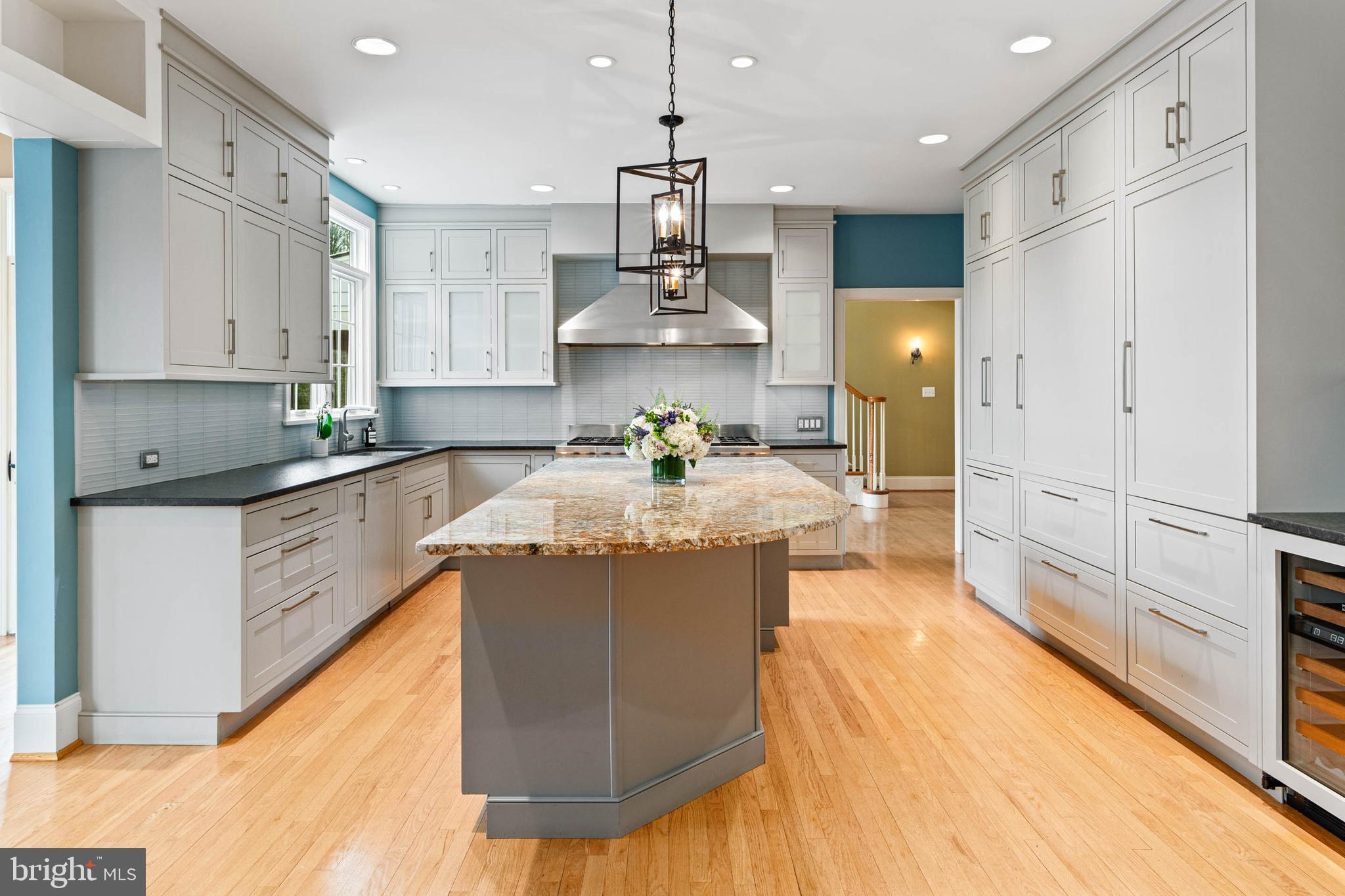 607 Newtown Road Berwyn, PA 19312 - Photo 22 of 83 Large island with granite countertops