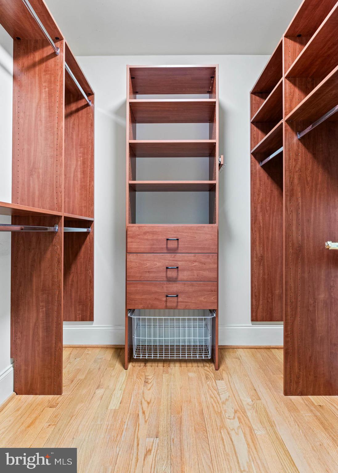 607 Newtown Road Berwyn, PA 19312 - Photo 45 of 83 2 Walk-in closets