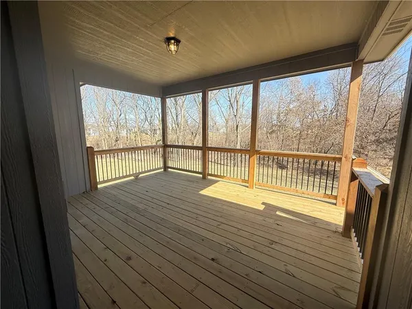 $527,970 | 9439 North Belton Avenue, Kansas City, MO 64154