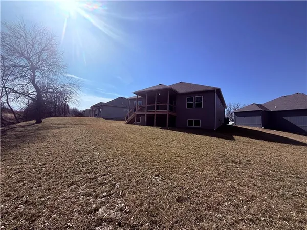 $527,970 | 9439 North Belton Avenue, Kansas City, MO 64154