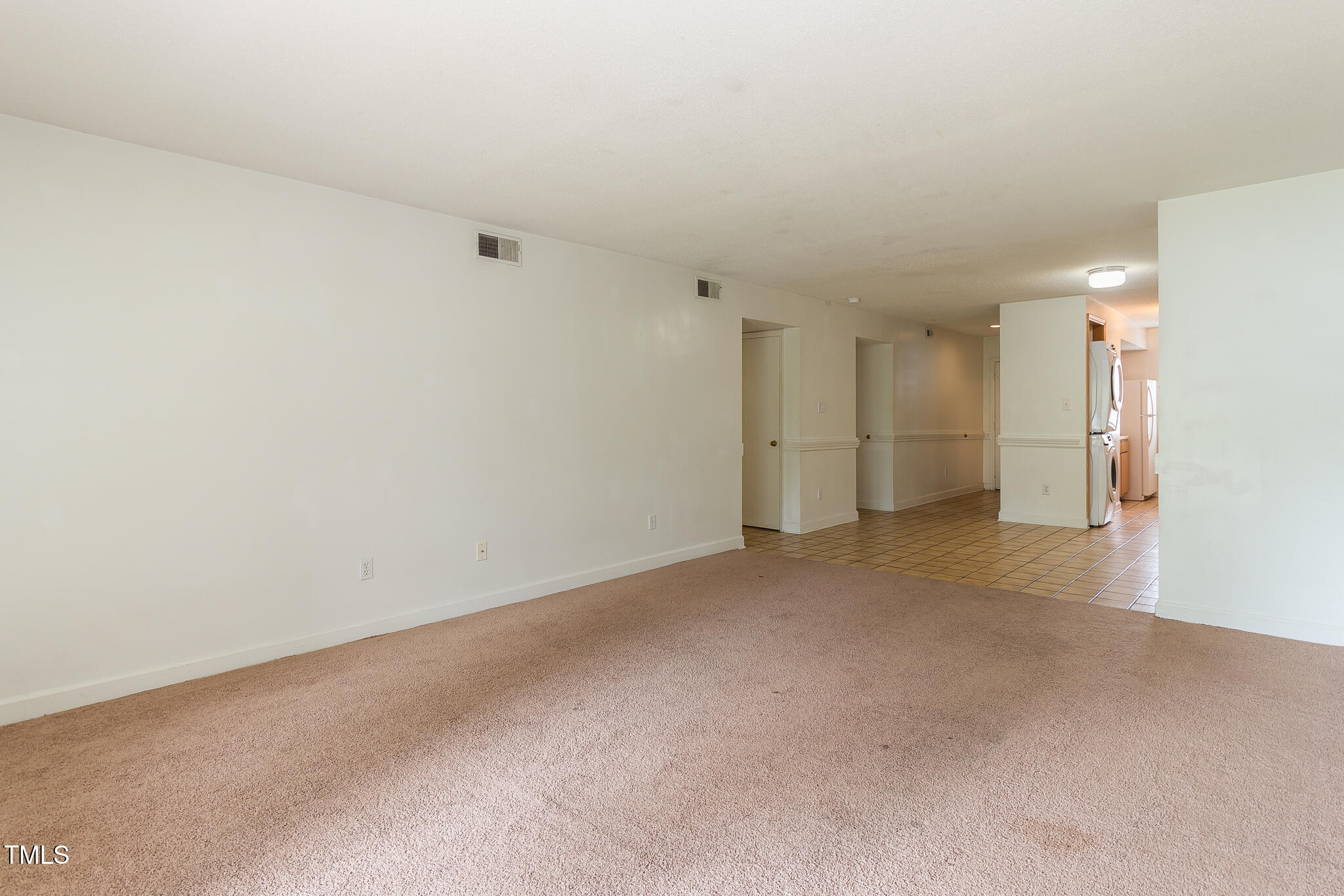2522 Avent Ferry Road, Unit 103 Raleigh, NC 27606 - Photo 10 of 25 a view of empty room