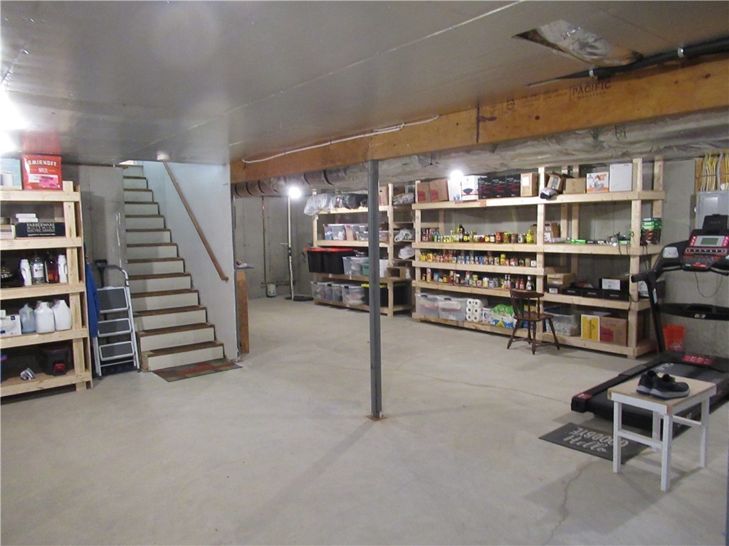 6 Daisy Lane Coventry, RI 02816 - Photo 21 of 24