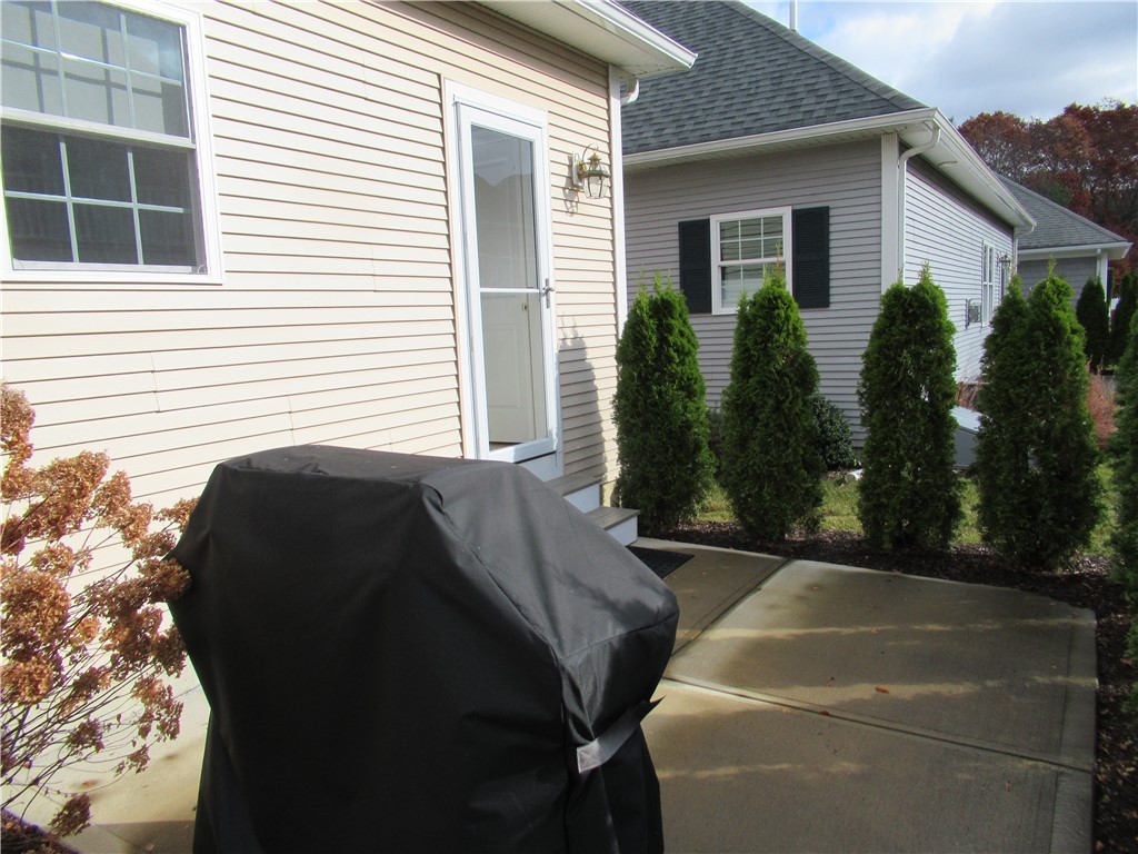 6 Daisy Lane Coventry, RI 02816 - Photo 23 of 24