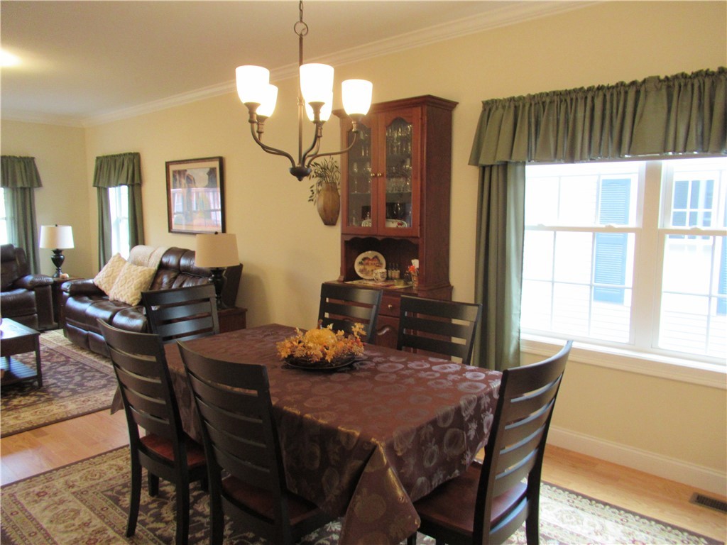 6 Daisy Lane Coventry, RI 02816 - Photo 9 of 24