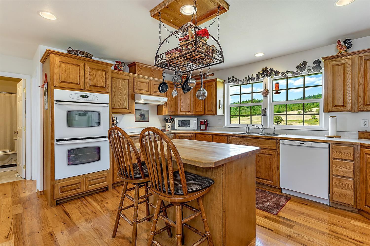 16632 Jones Road White City, OR 97503 - Photo 11 of 32 Additional Photo