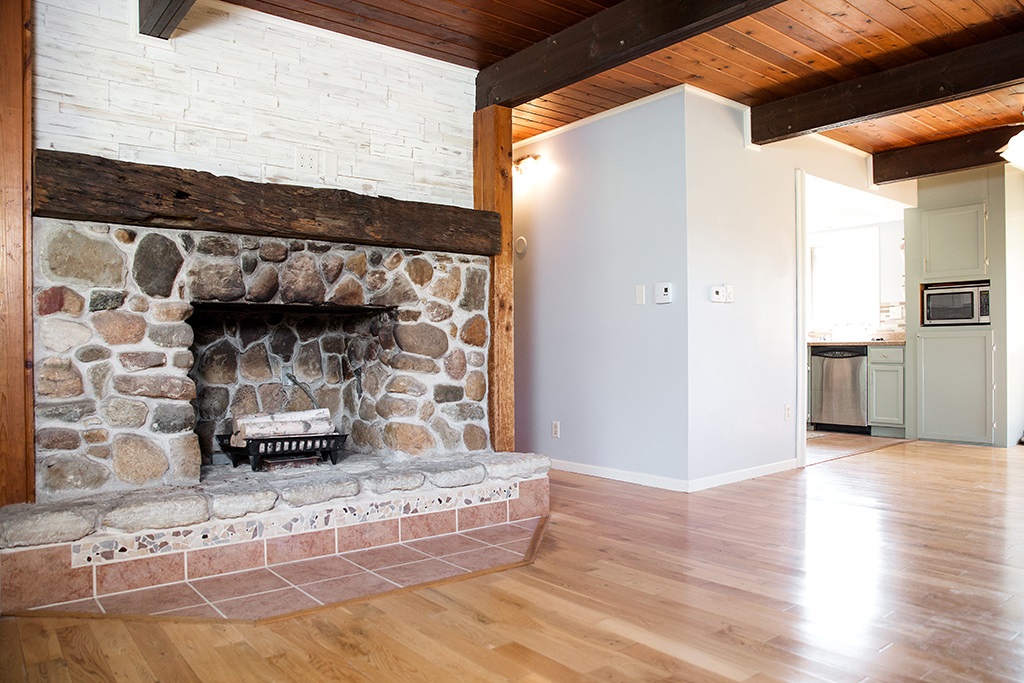 908 East 375 North Rochester, IN 46975 - Photo 4 of 26