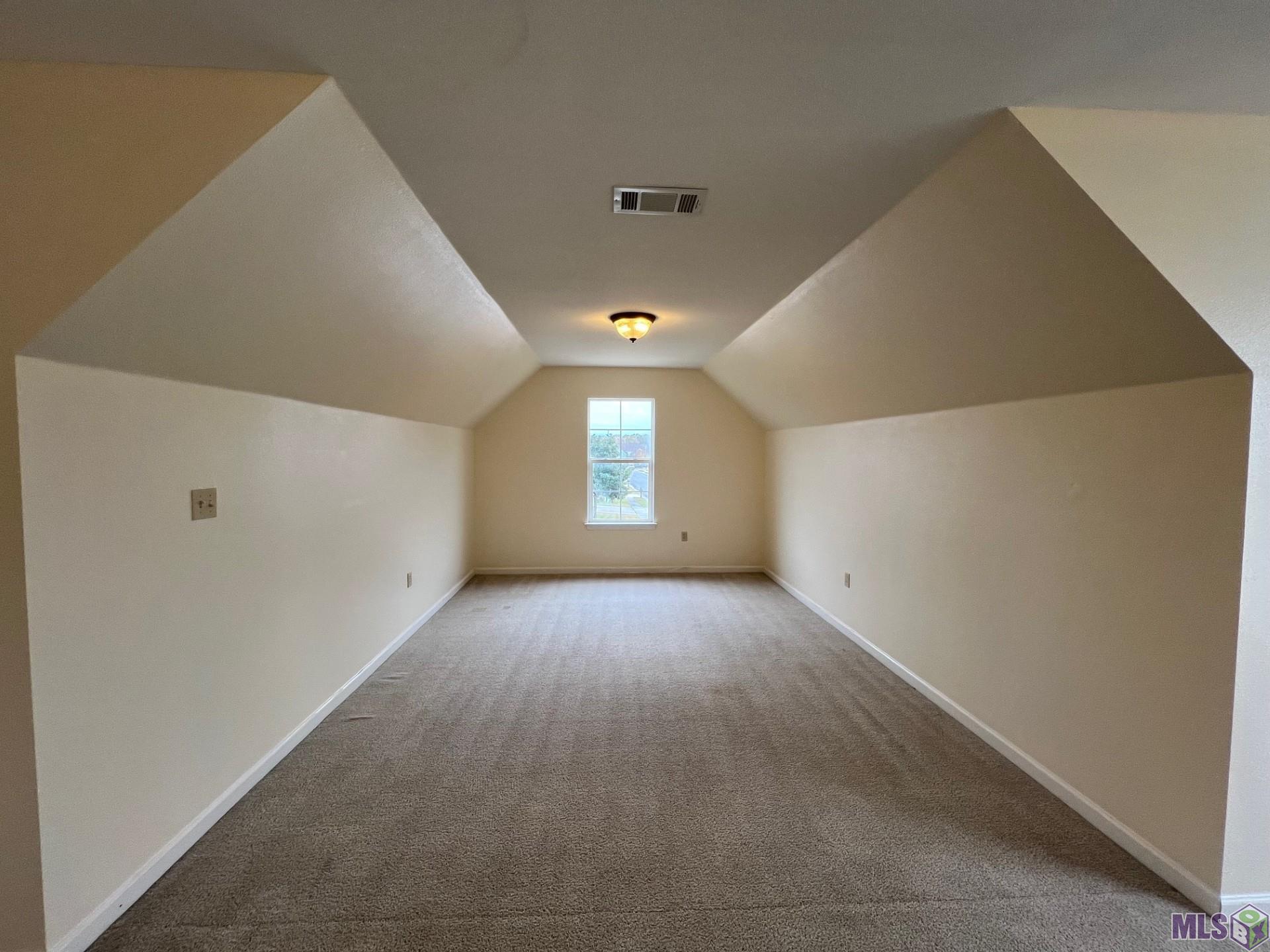 14203 Cloverhill Boulevard Baton Rouge, LA 70809 - Photo 9 of 17