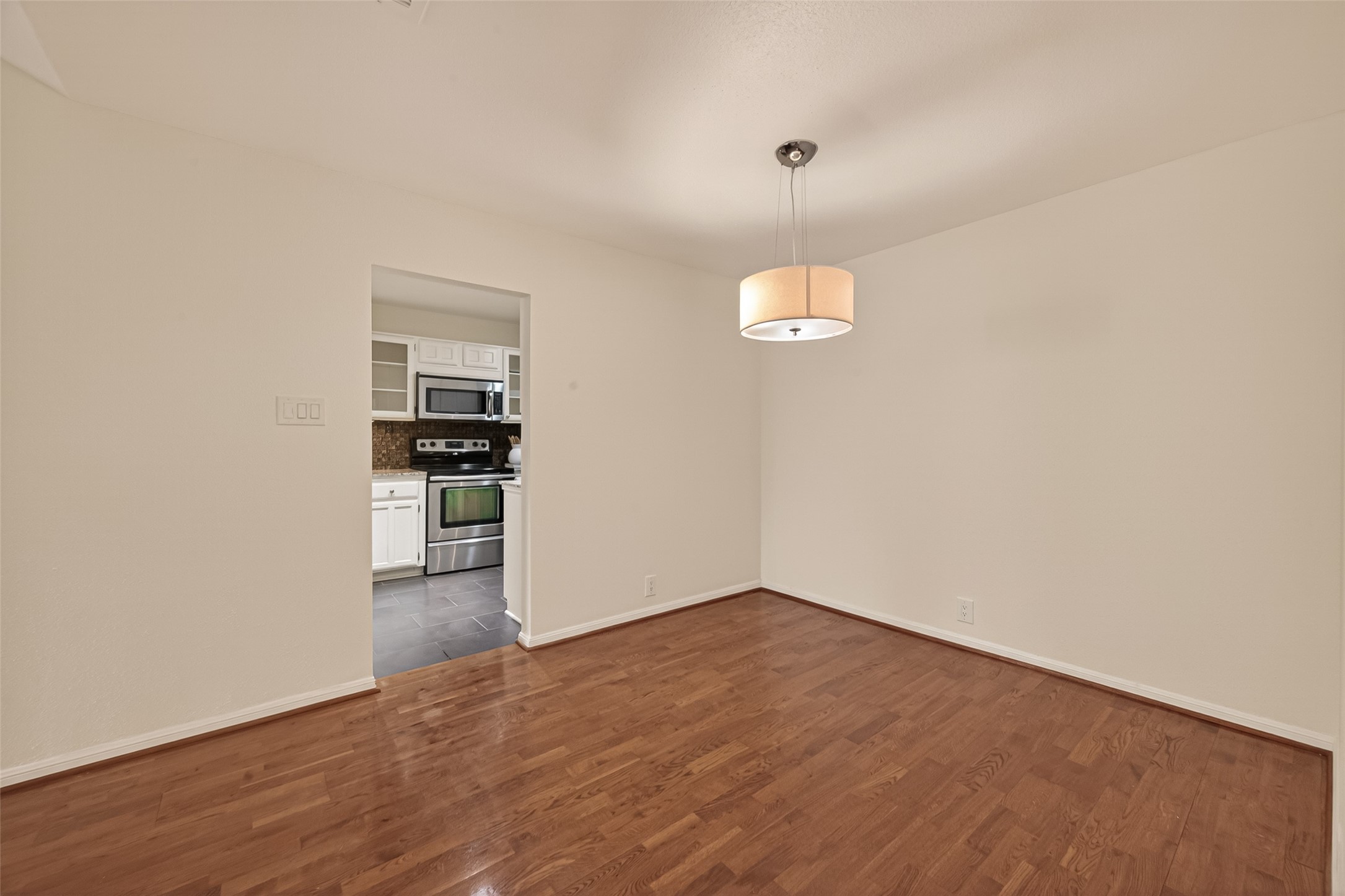2829 Timmons Lane, Unit 144 Houston, TX 77027 - Photo 8 of 41 Celebrations of graduations, birthdays, and holidays are always welcomed occasions at the dining room table. Casual in design and formal in style, this space serves for memorable moments which are forever cherished.