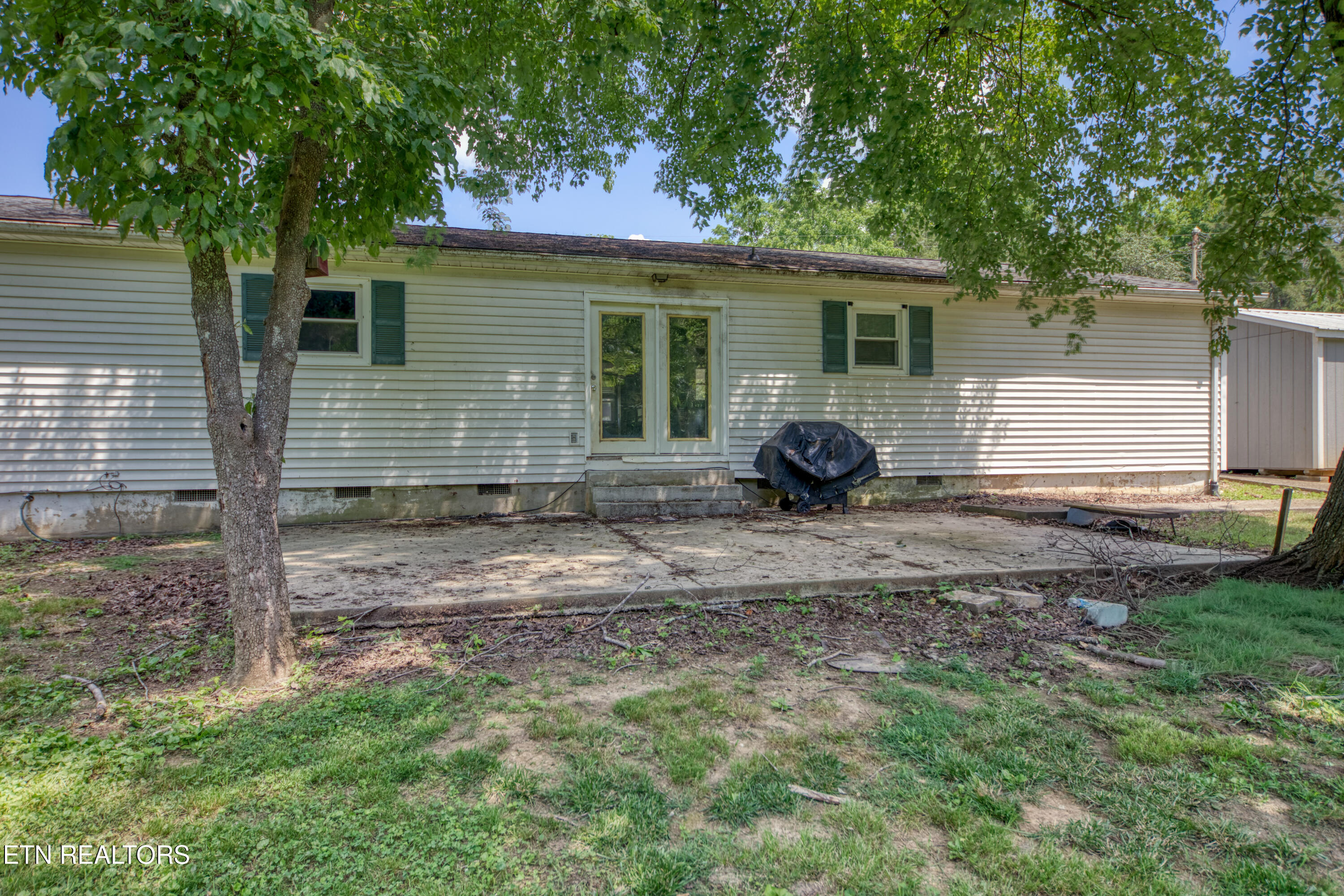 307 Anglers Cove Road Kingston, TN 37763 - Photo 34 of 44 0H3A9653_64_Original