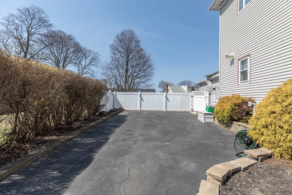 24 Fairview Street Winthrop, MA 02152 - Photo 3 of 32