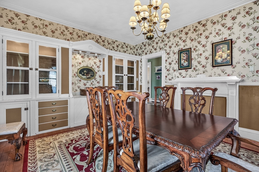 24 Fairview Street Winthrop, MA 02152 - Photo 9 of 32