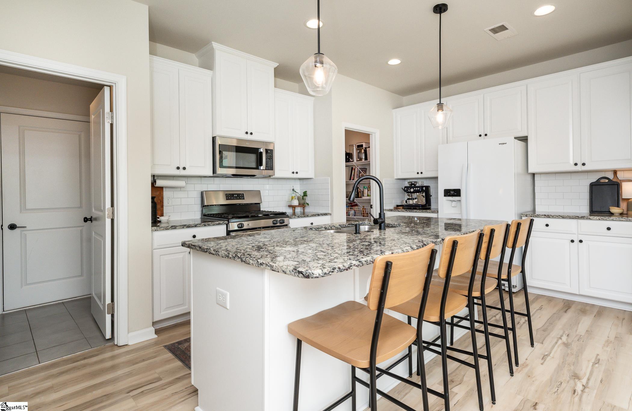 513 Bucklebury Road Greer, SC 29651 - Photo 12 of 37 Gallery Image 12