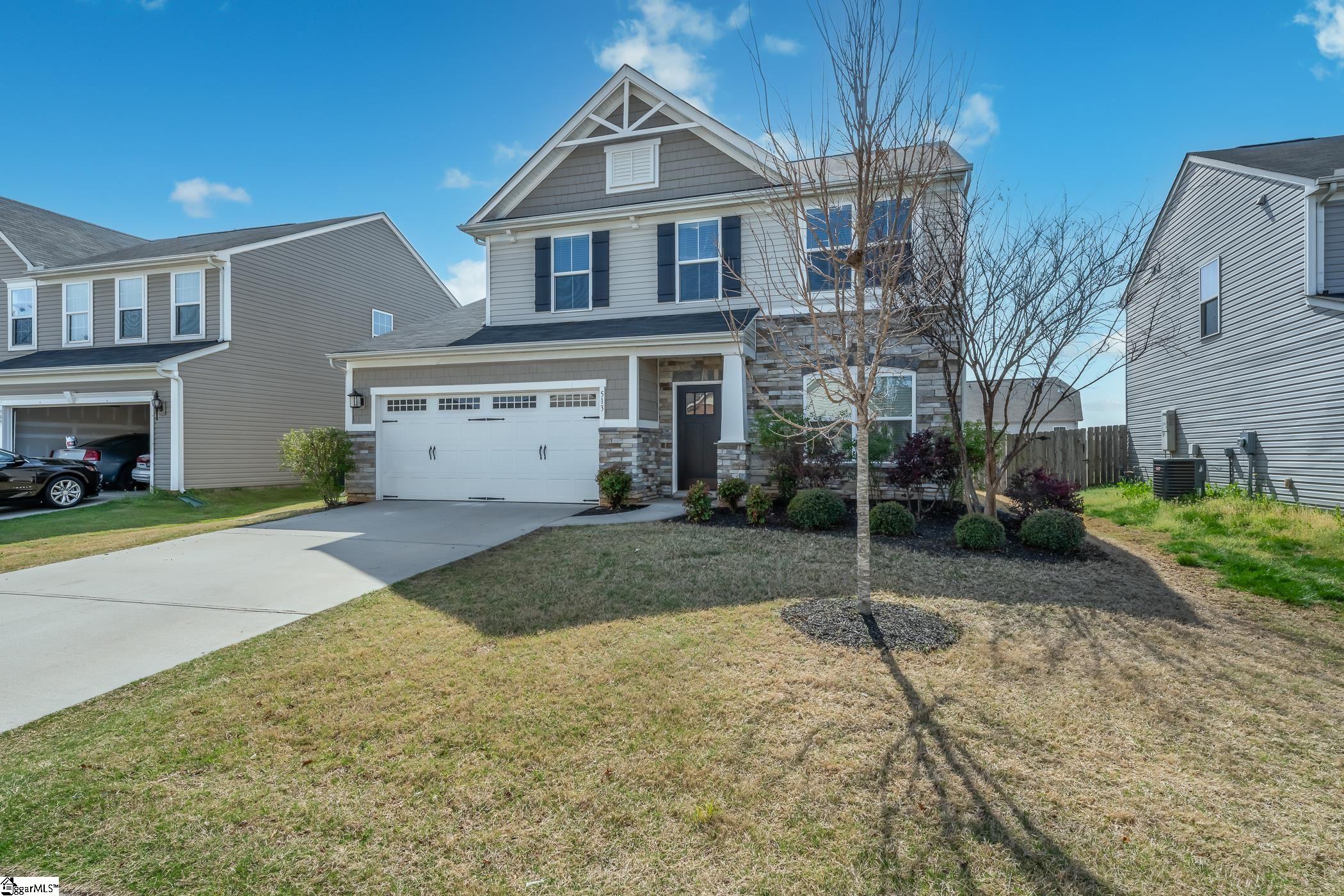 513 Bucklebury Road Greer, SC 29651 - Photo 2 of 37 Gallery Image 2