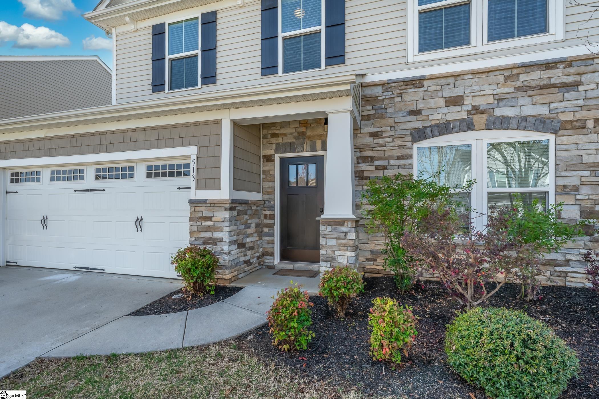 513 Bucklebury Road Greer, SC 29651 - Photo 3 of 37 Gallery Image 3