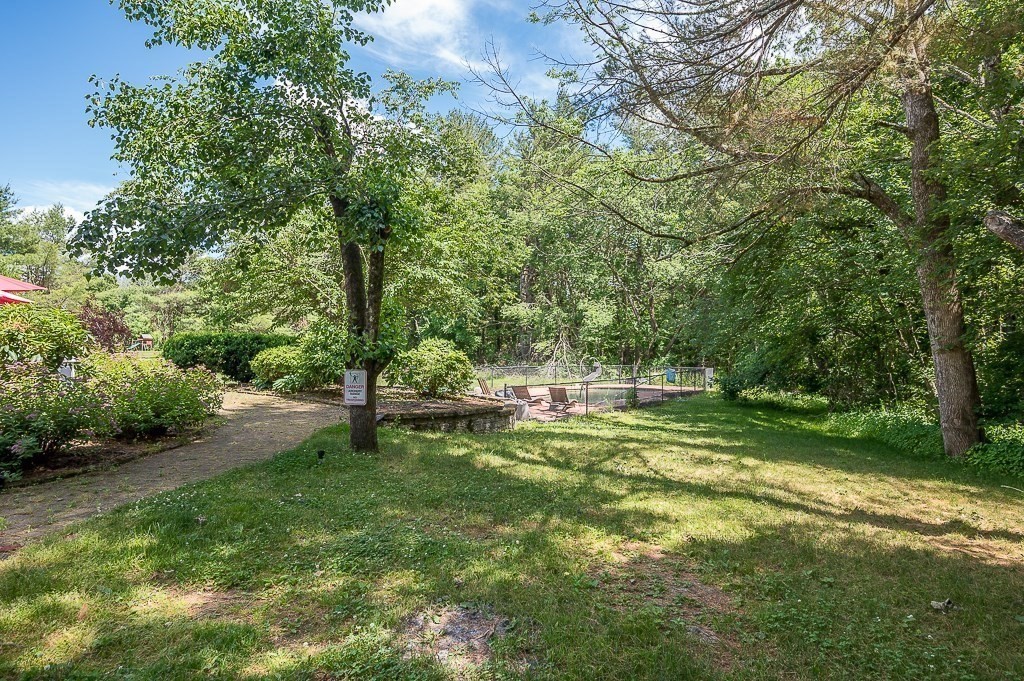 227 8 Lots Road Sutton, MA 01590 - Photo 34 of 42