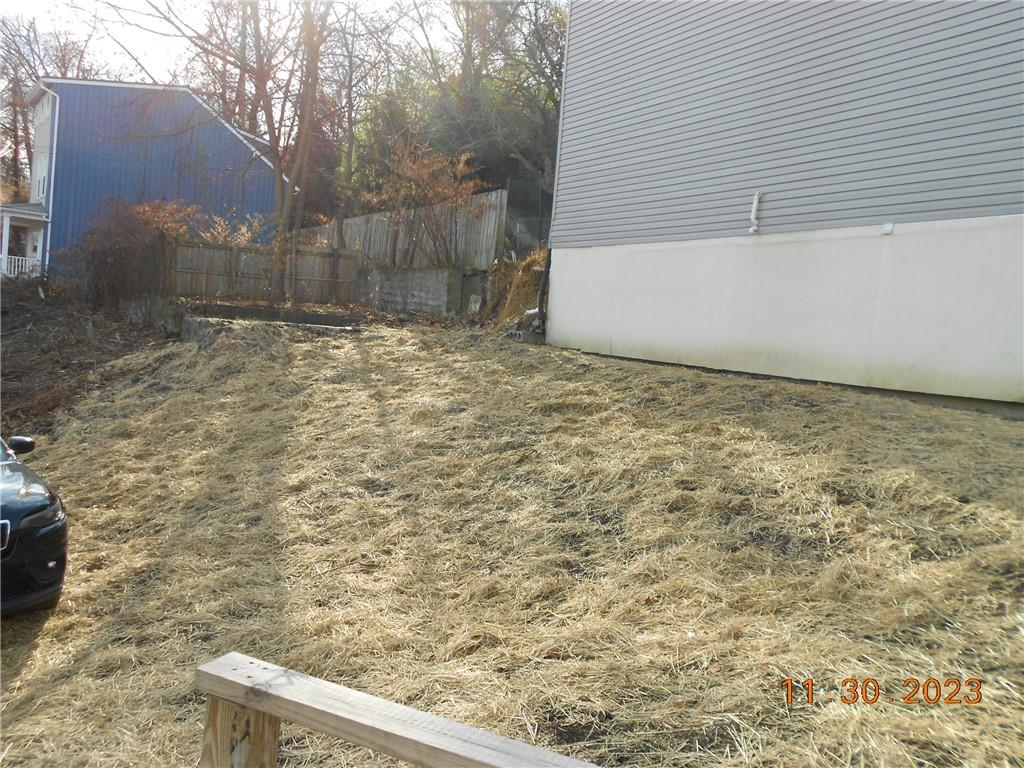 3926 Harry Street Pittsburgh, PA 15213 - Photo 3 of 9 Gallery Image 3