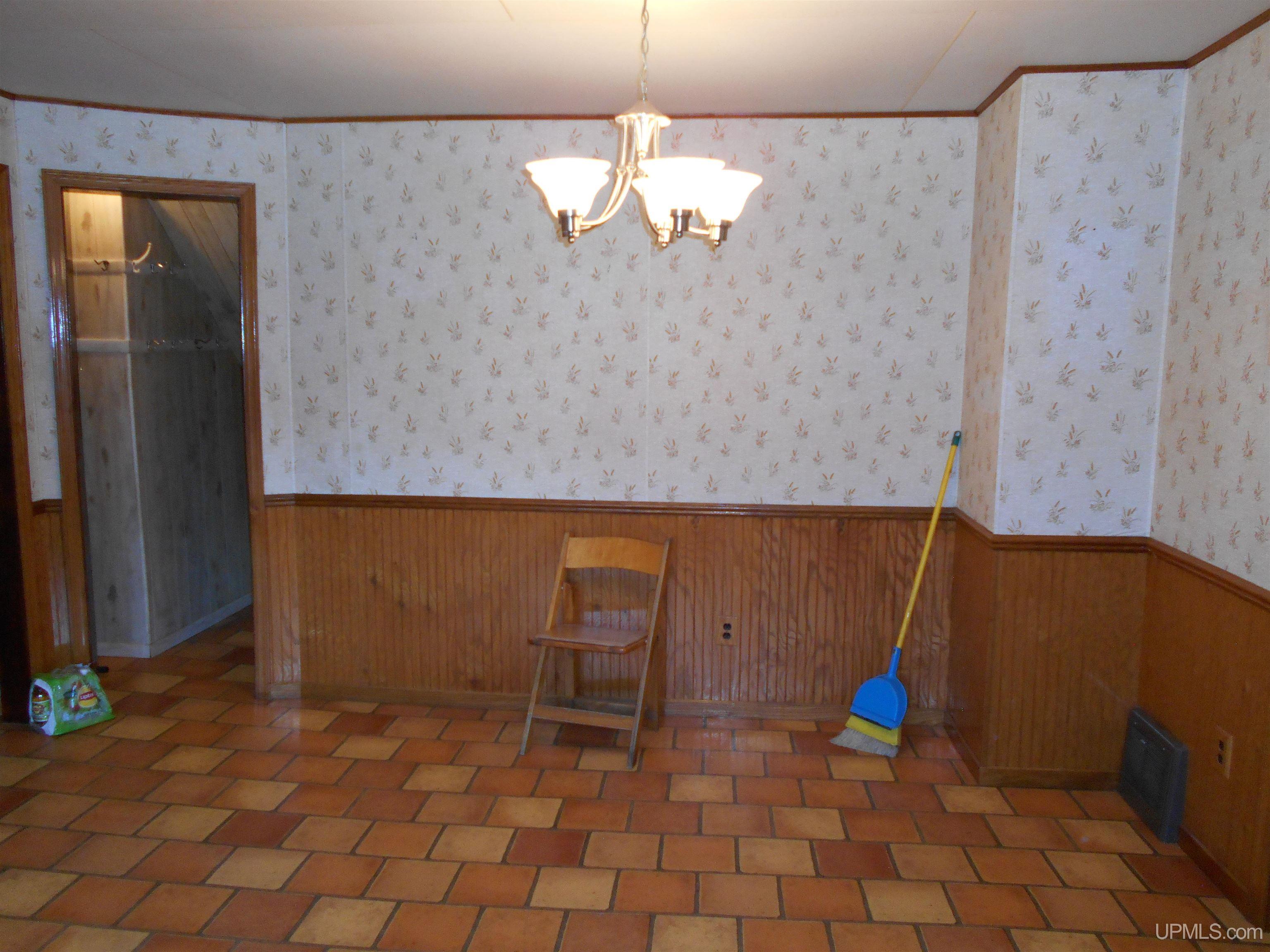 1727 N West Kendall Road Manistique, MI 49854 - Photo 15 of 49