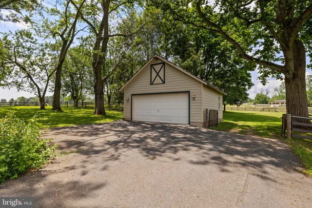 $6,750,000 | 14111 Green Road, Glyndon, MD 21136