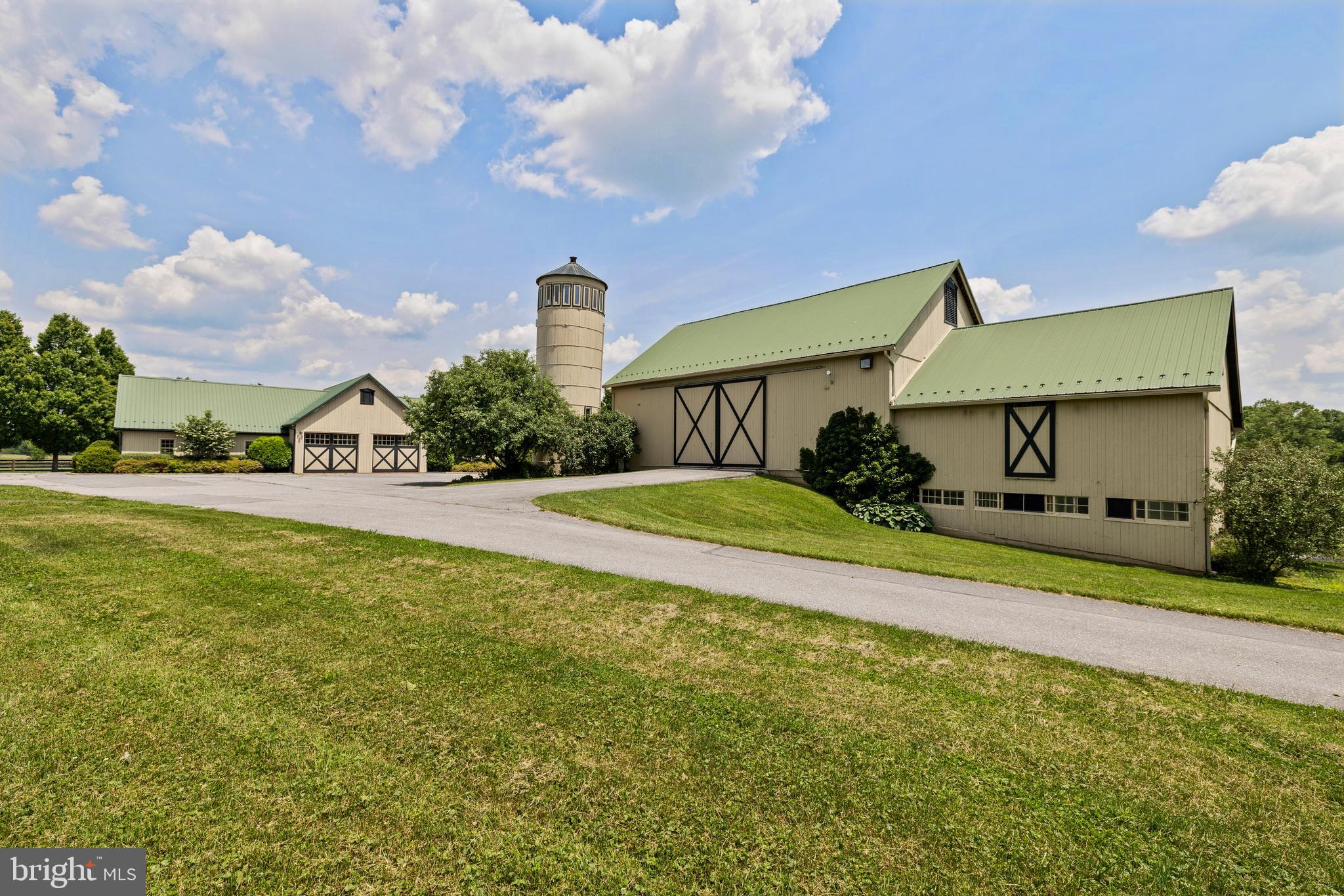 14111 Green Road Glyndon, MD 21136 - Photo 130 of 146 Bank Barn