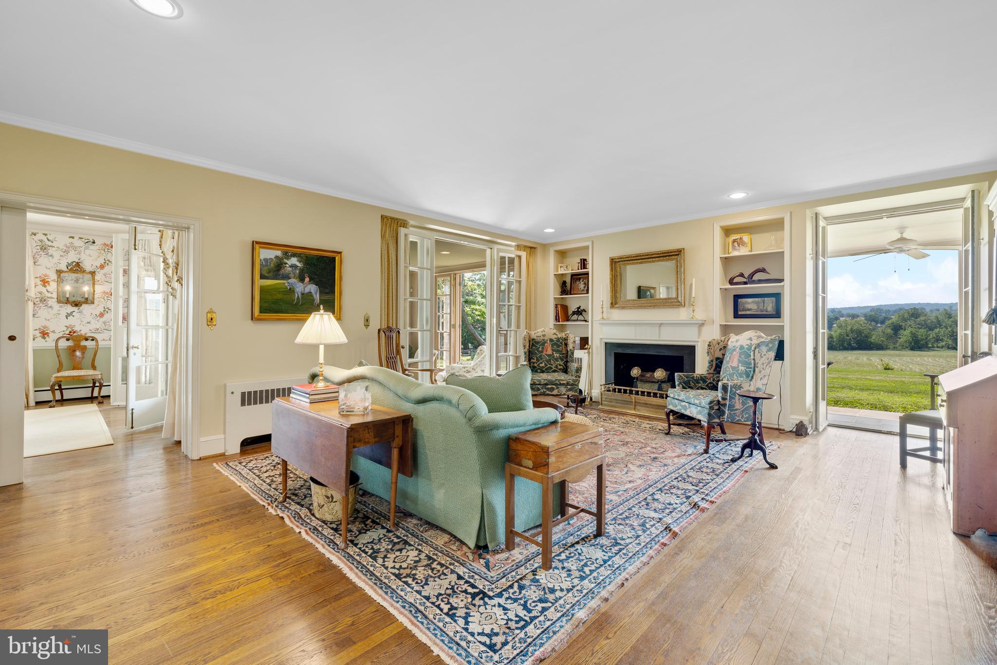 14111 Green Road Glyndon, MD 21136 - Photo 21 of 146 Library