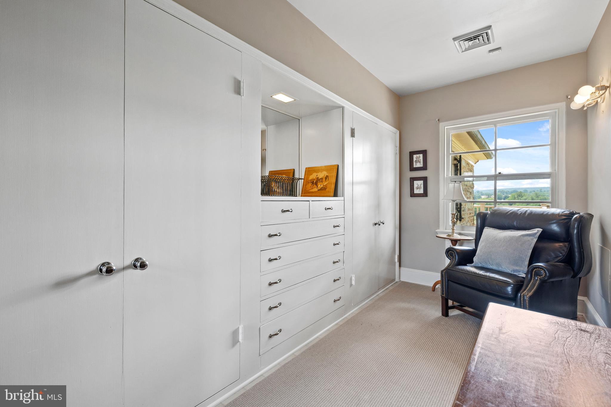 14111 Green Road Glyndon, MD 21136 - Photo 62 of 146 Primary Dressing Room