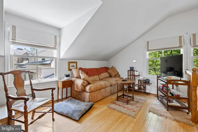 $6,750,000 | 14111 Green Road, Glyndon, MD 21136