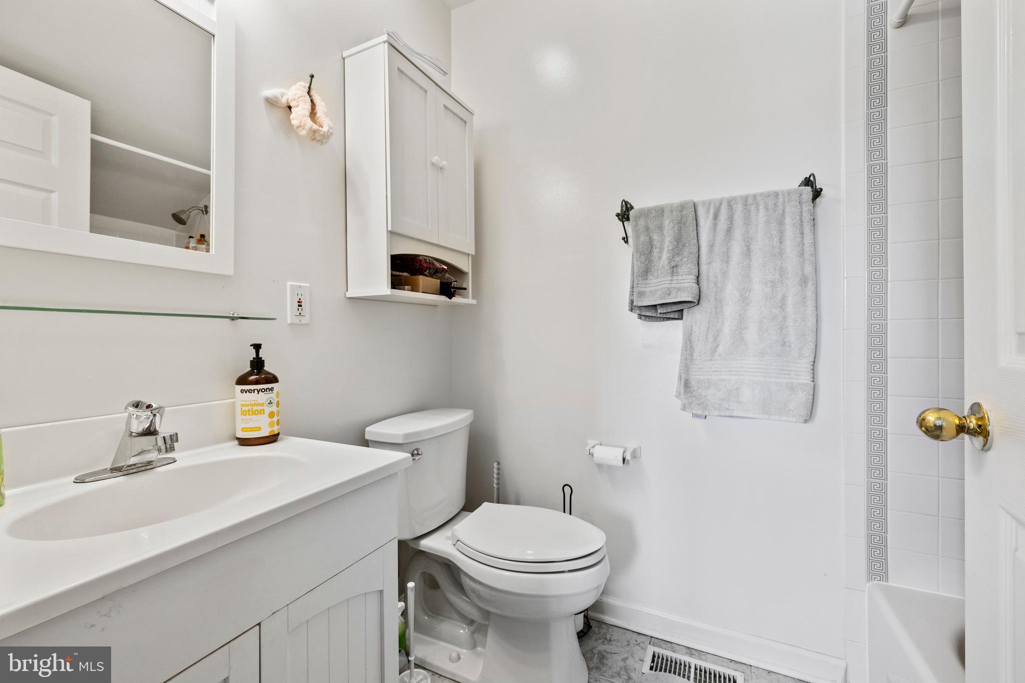 14111 Green Road Glyndon, MD 21136 - Photo 86 of 146 Garage Apartment