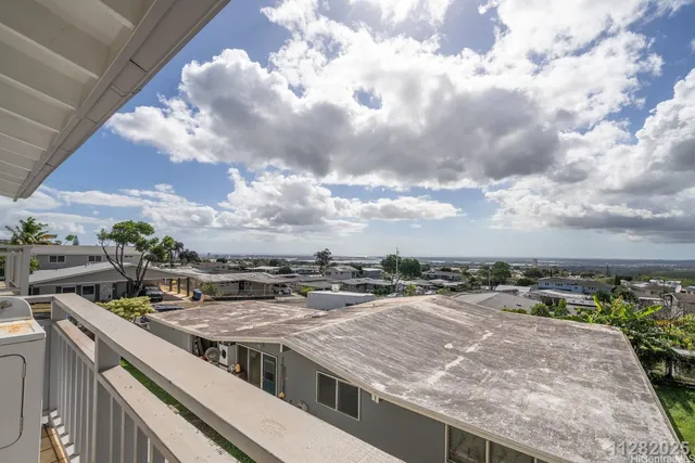 a view of a terrace with sky view