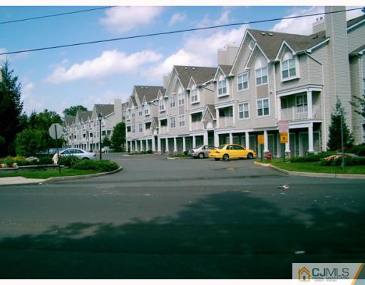 321 Prestwick Way Edison, NJ 08820 - Photo 1 of 4 Gallery Image 1