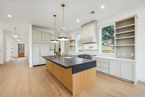 $1,490,000 | 1227 Howard Lane, Bellaire, TX 77401