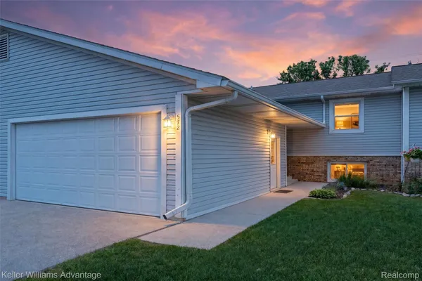 $249,000 | 572 River Pointe Court, Milan, MI 48160
