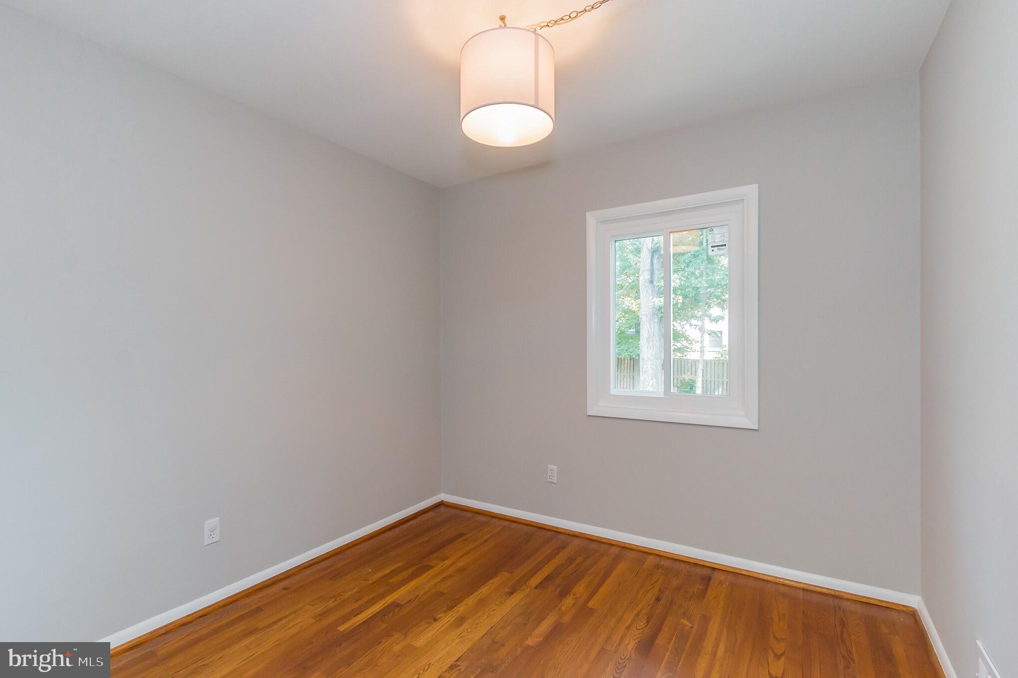 5512 Ivor Street Springfield, VA 22151 - Photo 16 of 36 Bedroom
