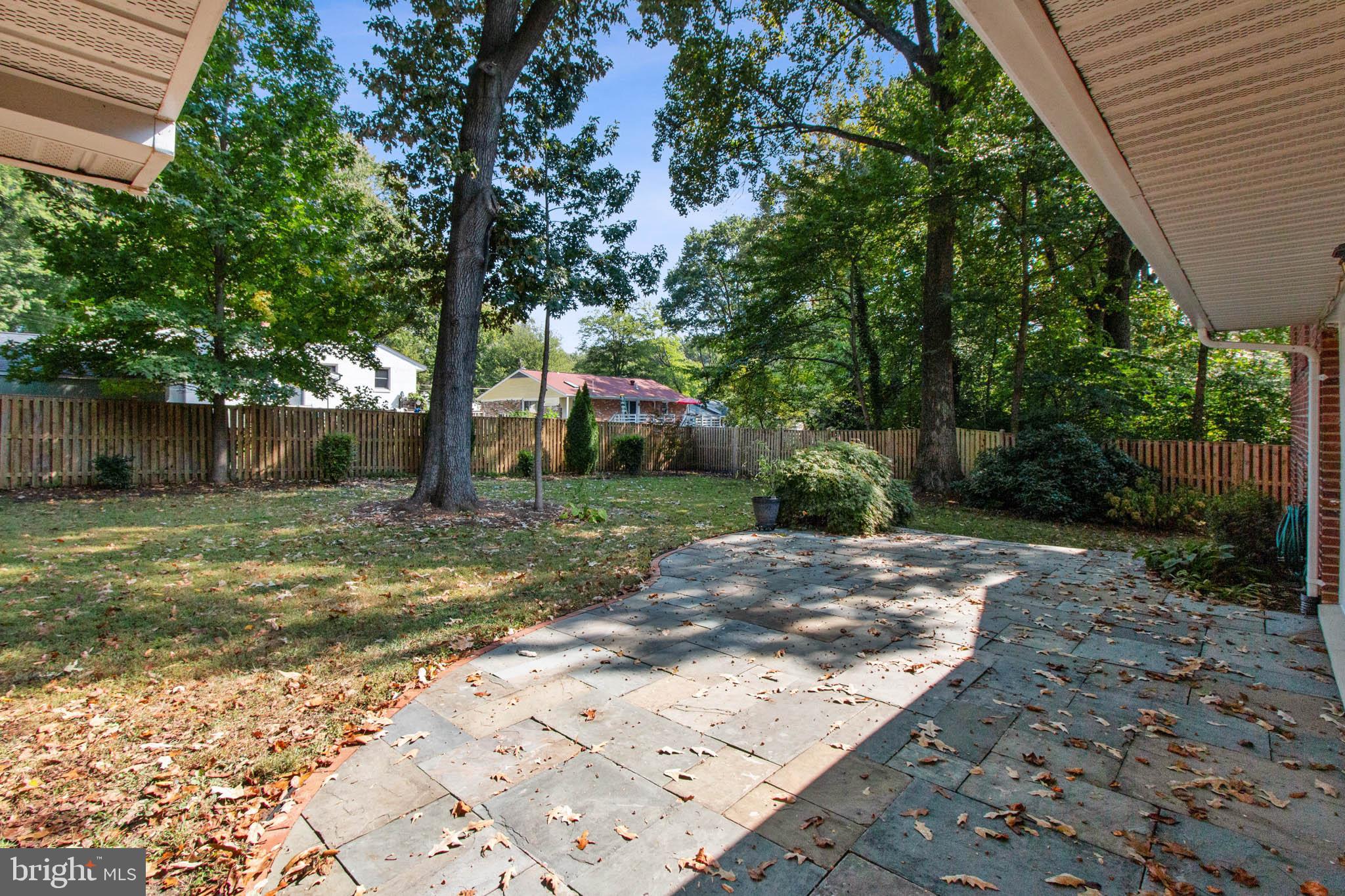 5512 Ivor Street Springfield, VA 22151 - Photo 31 of 36 Exterior Rear