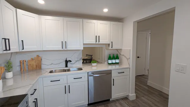 $109,900 | 2601 Northeast 3rd Street, Unit 210, Boynton Beach, FL 33435