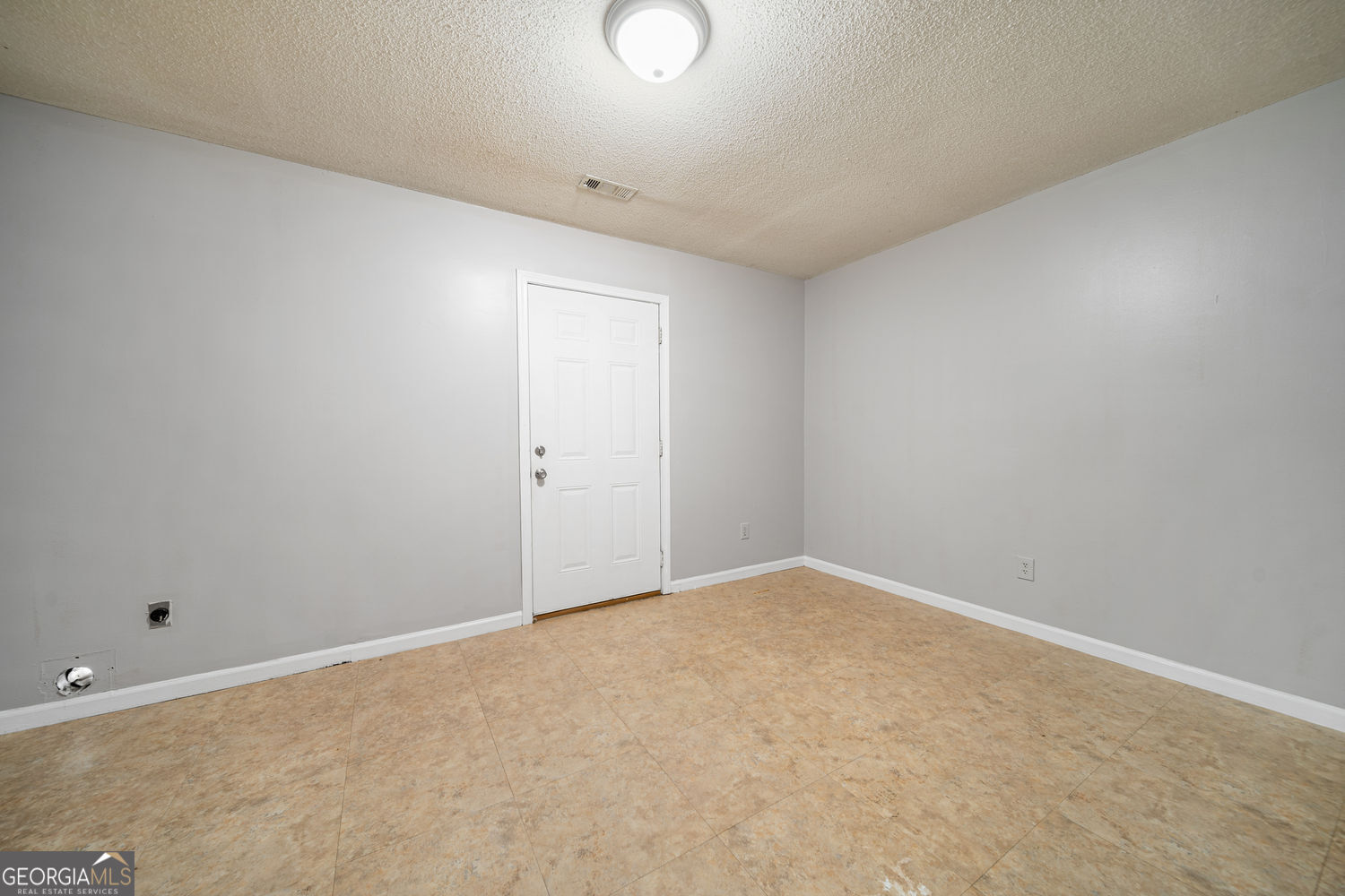 901 Orange Street, Unit B Fort Valley, GA 31030 - Photo 13 of 19