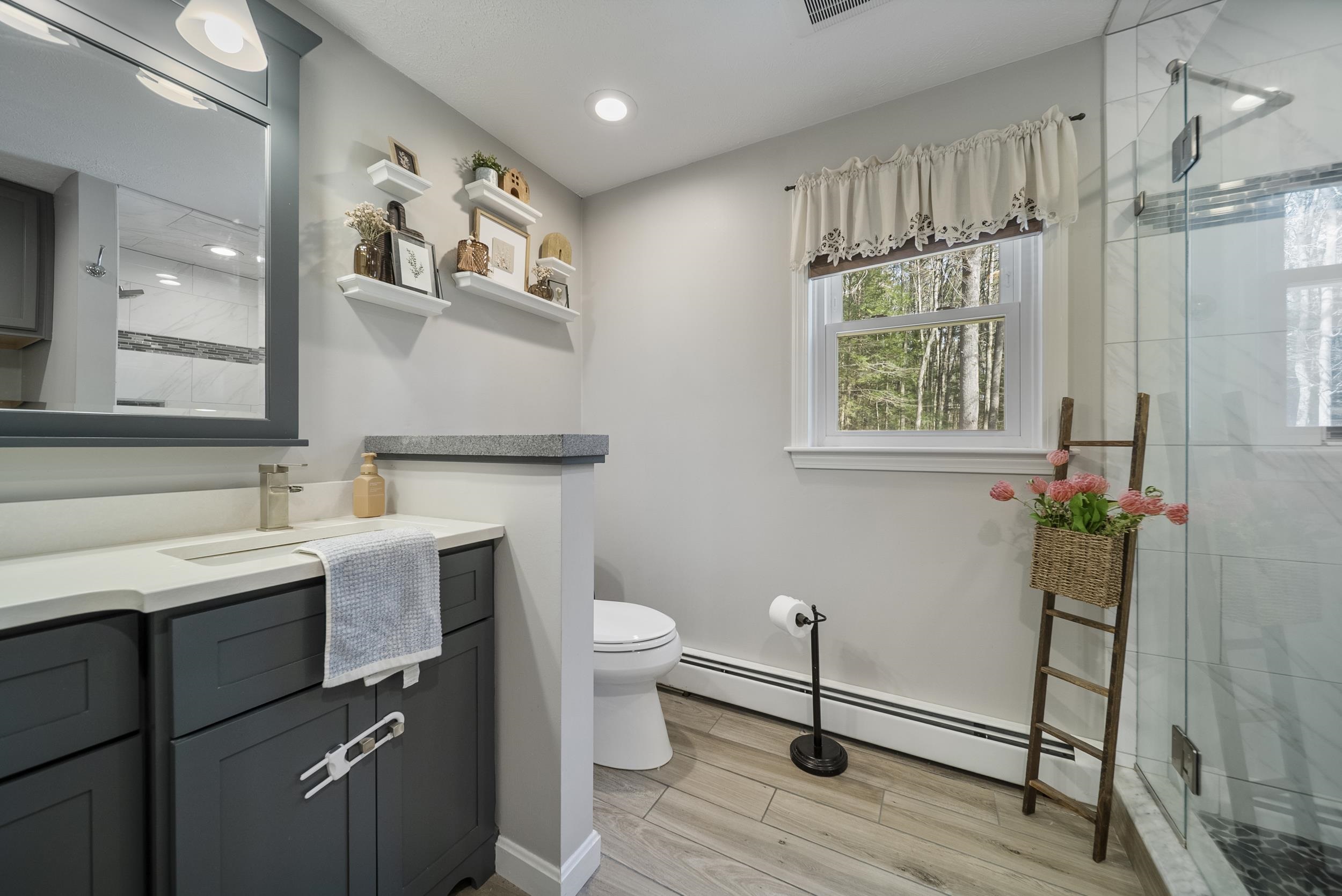 916 River Road Weare, NH 03281 - Photo 21 of 56