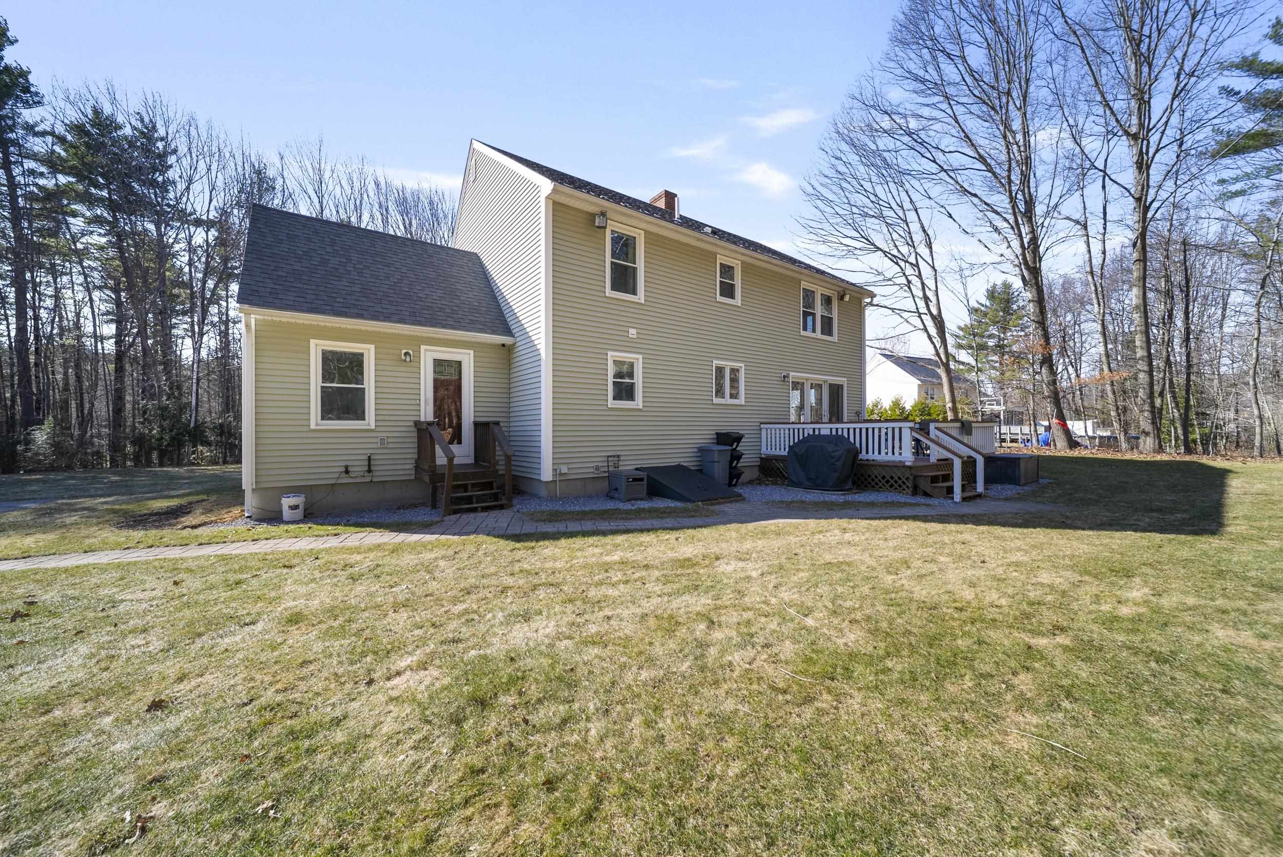 916 River Road Weare, NH 03281 - Photo 49 of 56