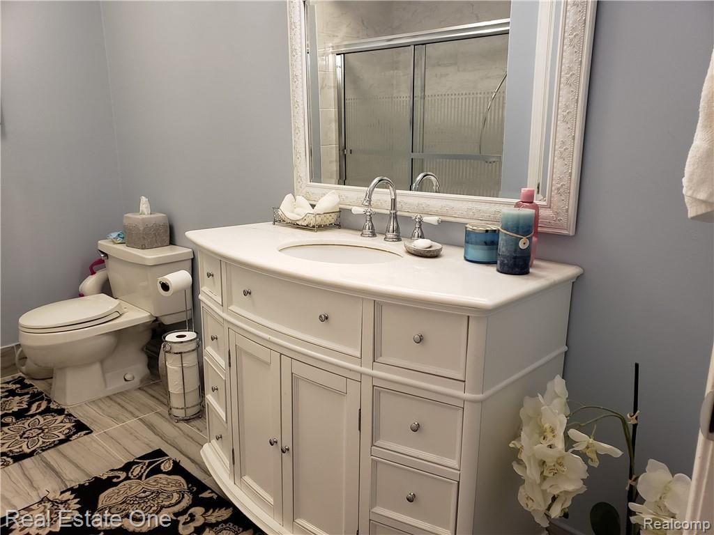 29135 Evergreen Road Southfield, MI 48076 - Photo 10 of 15 20181024_084748.jpg
