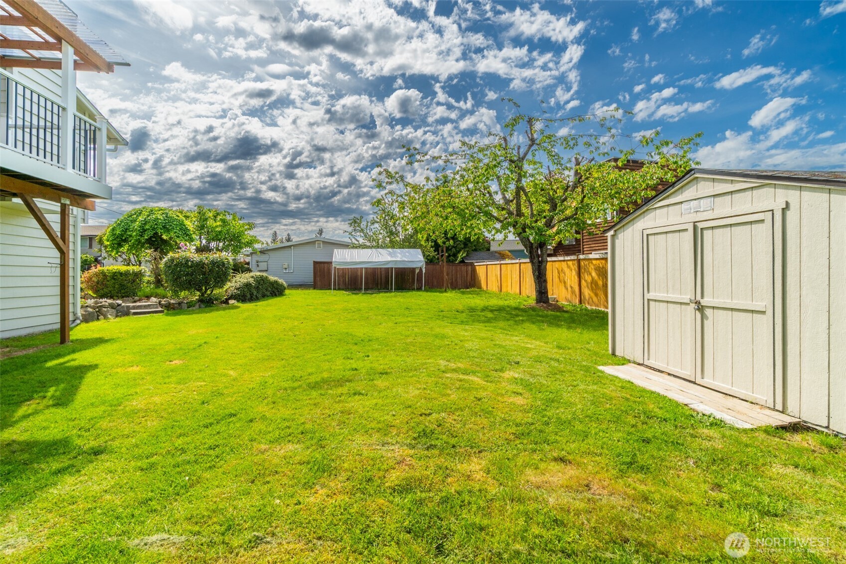 20915 80th Place West Edmonds, WA 98026 - Photo 35 of 40
