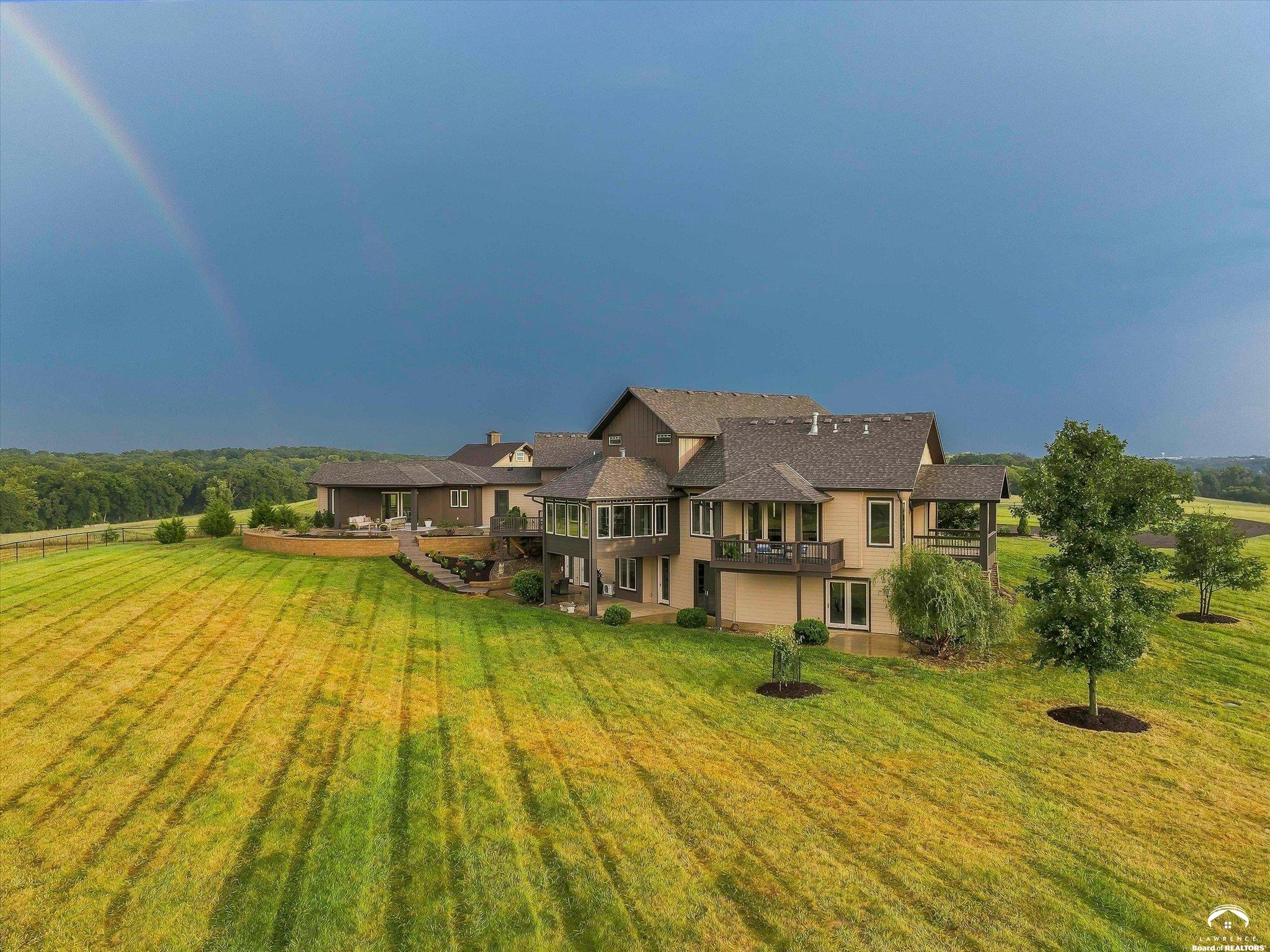 17688 Golden Road Linwood, KS 66052 - Photo 9 of 100 Gallery Image 9