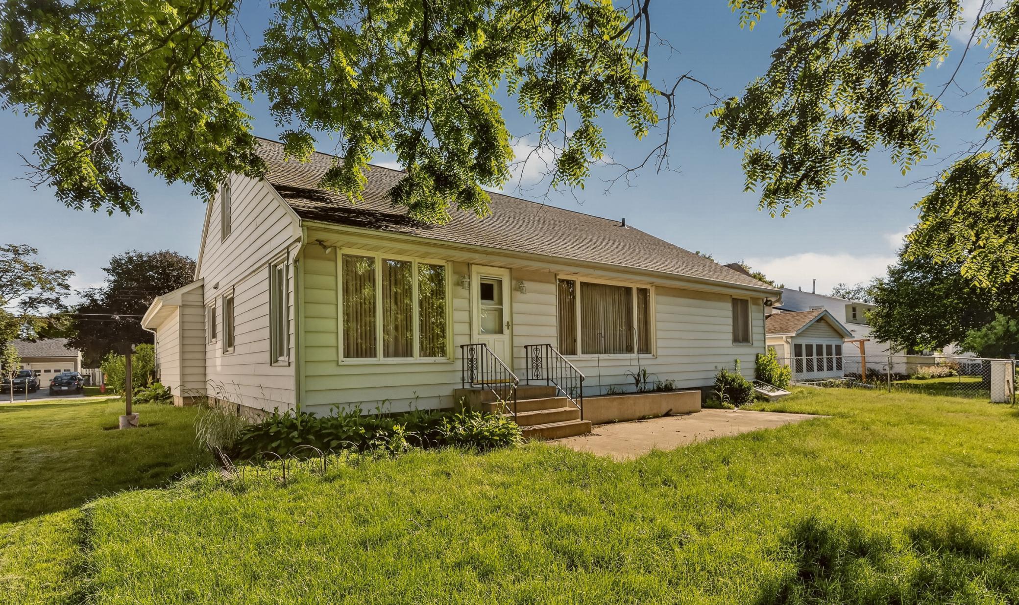 1230 4th Street Northwest Rochester, MN 55901 - Photo 33 of 36