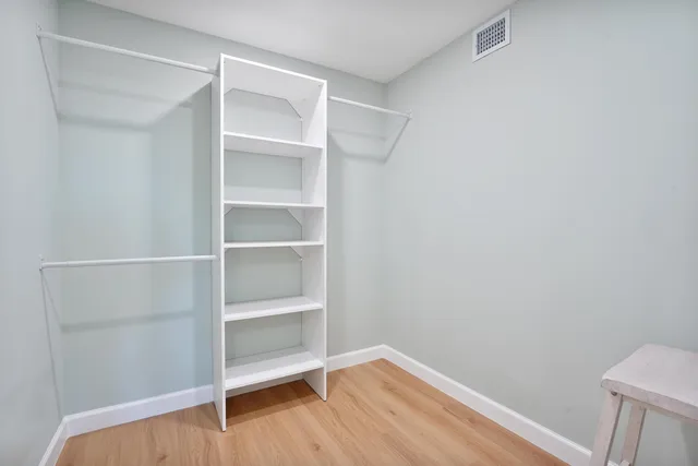 $349,900 | 801 Lake Shore Drive, Unit 112, Lake Park, FL 33403