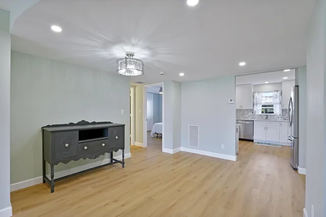 $349,900 | 801 Lake Shore Drive, Unit 112, Lake Park, FL 33403