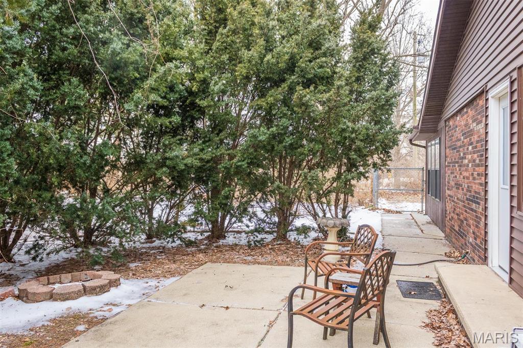 3 Echo Lane Centralia, IL 62801 - Photo 26 of 32