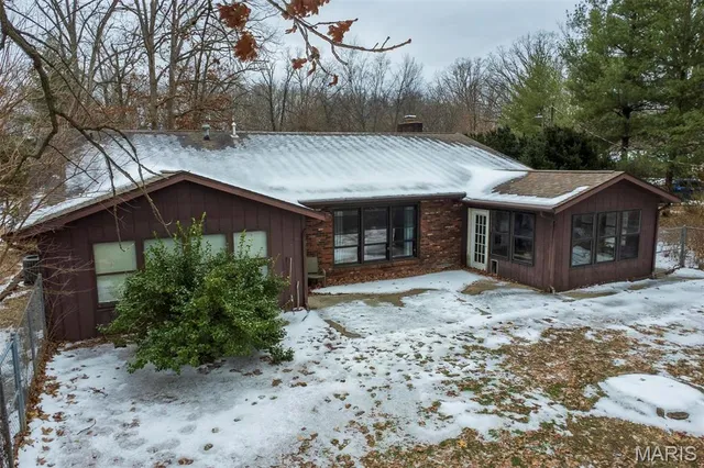 $175,000 | 3 Echo Lane, Centralia, IL 62801