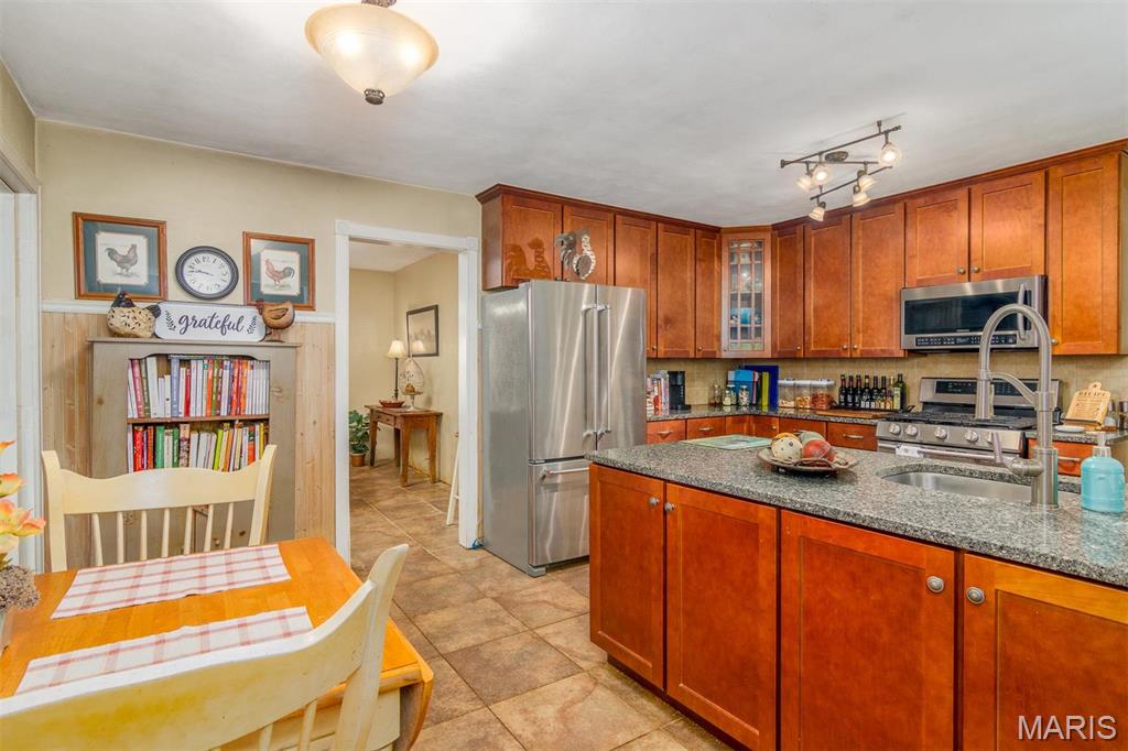 3 Echo Lane Centralia, IL 62801 - Photo 10 of 32