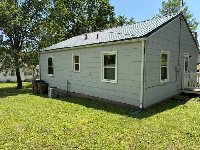 723 S Street Atchison, KS 66002 - Photo 5 of 32