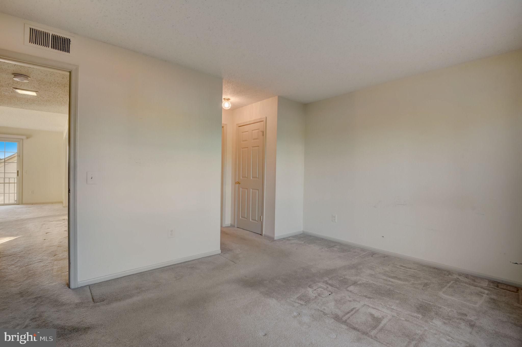 102 Fort Evans Road Southeast, Unit D Leesburg, VA 20175 - Photo 17 of 34 Gallery Image 17