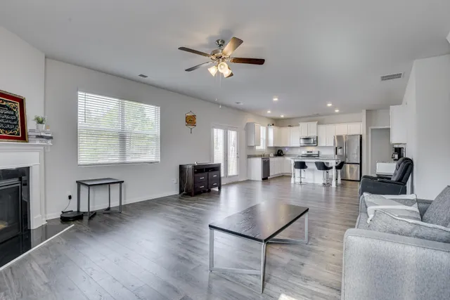 $365,000 | 220 Donnington Court, Aiken, SC 29801