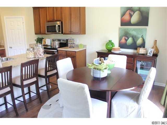9705 Paper Tree Road Charlotte, NC 28227 - Photo 3 of 16 Gallery Image 3